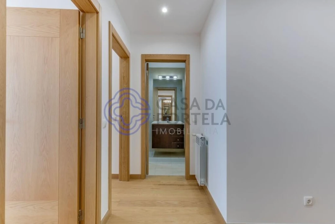 Apartamento T3 para Arrendamento em Cidade da Maia Foto 28