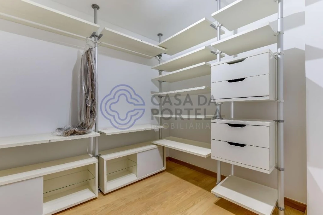 Apartamento T3 para Arrendamento em Cidade da Maia Foto 25