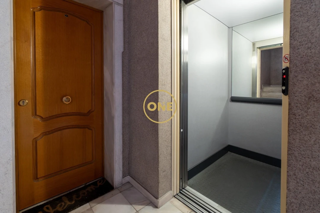 Apartamento T1 para Venda em Venda do Pinheiro e Santo Estêvão das Galés Foto 20