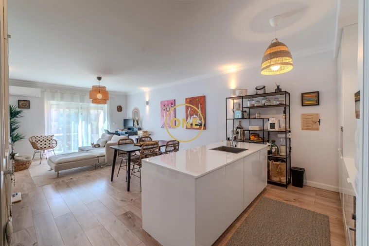 Apartamento T1 para Venda em Venda do Pinheiro e Santo Estêvão das Galés Foto 1