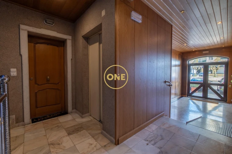 Apartamento T1 para Venda em Venda do Pinheiro e Santo Estêvão das Galés Foto 18