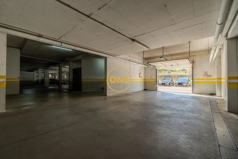 Apartamento T1 para Venda em Venda do Pinheiro e Santo Estêvão das Galés Foto 23