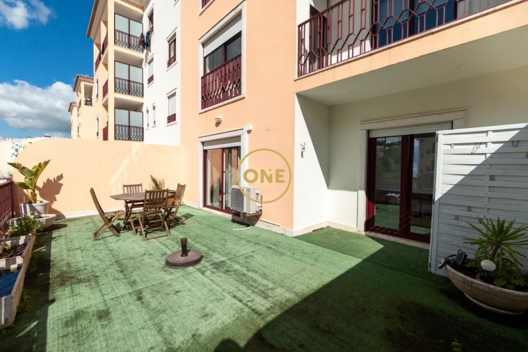 Apartamento T1 para Venda em Venda do Pinheiro e Santo Estêvão das Galés Foto 14