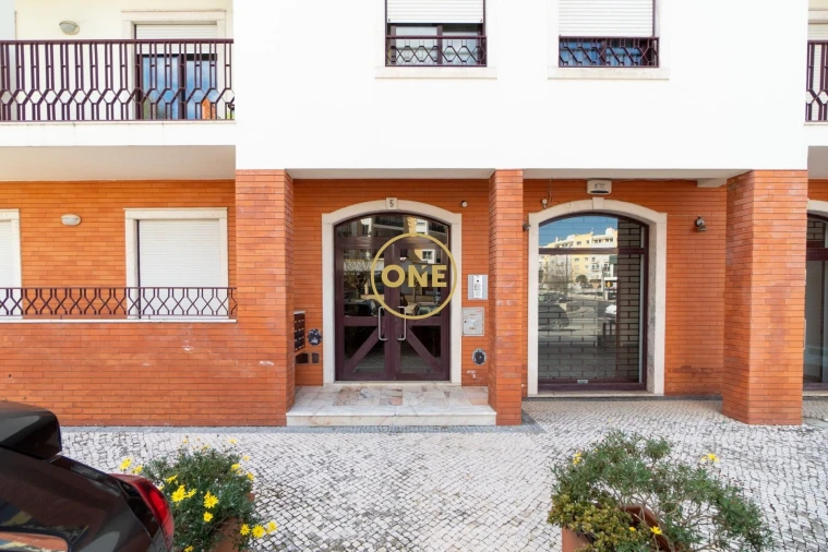 Apartamento T1 para Venda em Venda do Pinheiro e Santo Estêvão das Galés Foto 33