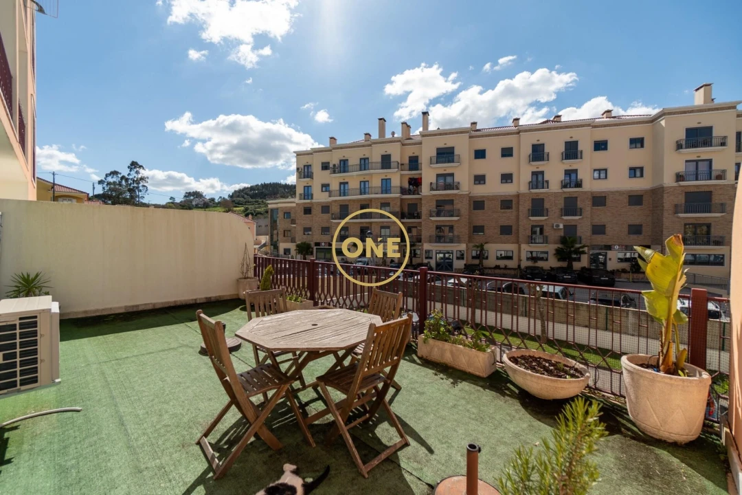 Apartamento T1 para Venda em Venda do Pinheiro e Santo Estêvão das Galés Foto 16