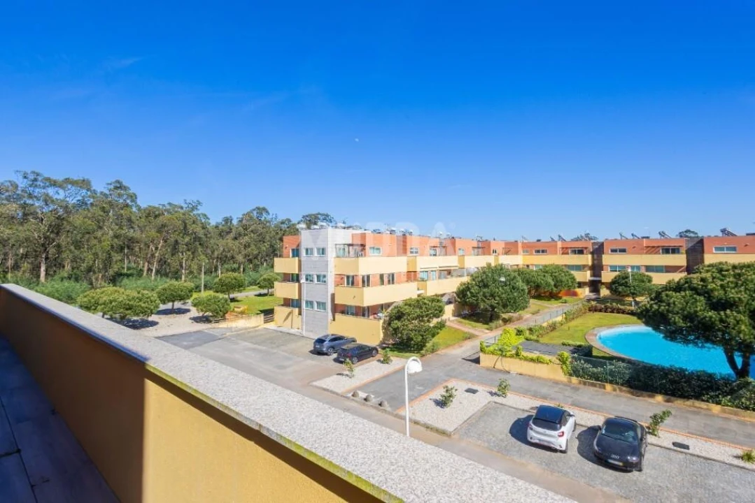 Apartamento T3 para Venda em Ovar, São João, Arada e São Vicente de Pereira Jusã Foto 1
