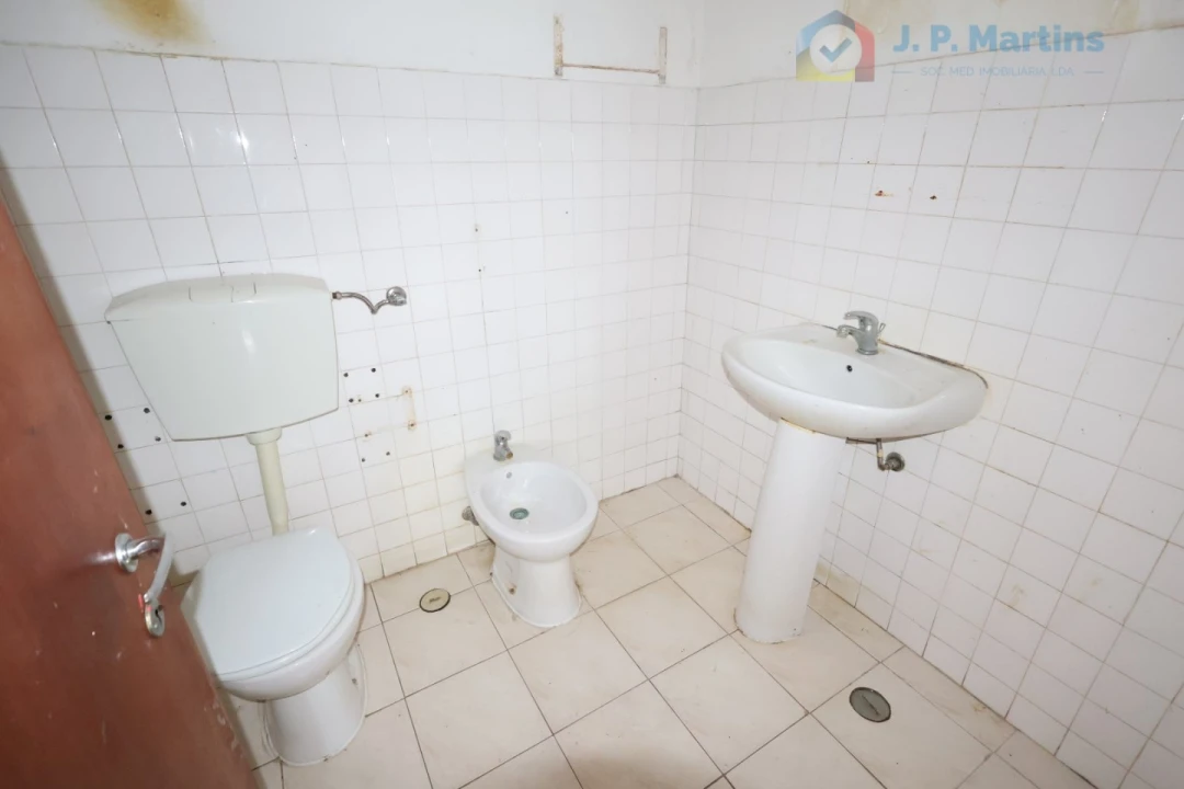 Apartamento T3 para Venda em Moita Foto 18