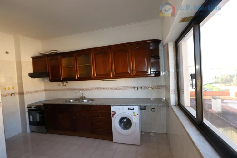 Apartamento T2 para Venda em Amora Foto 1