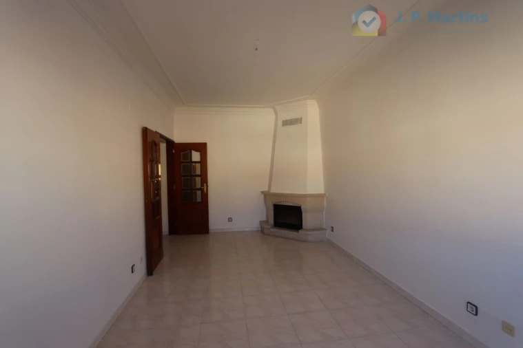 Apartamento T2 para Venda em Amora Foto 6
