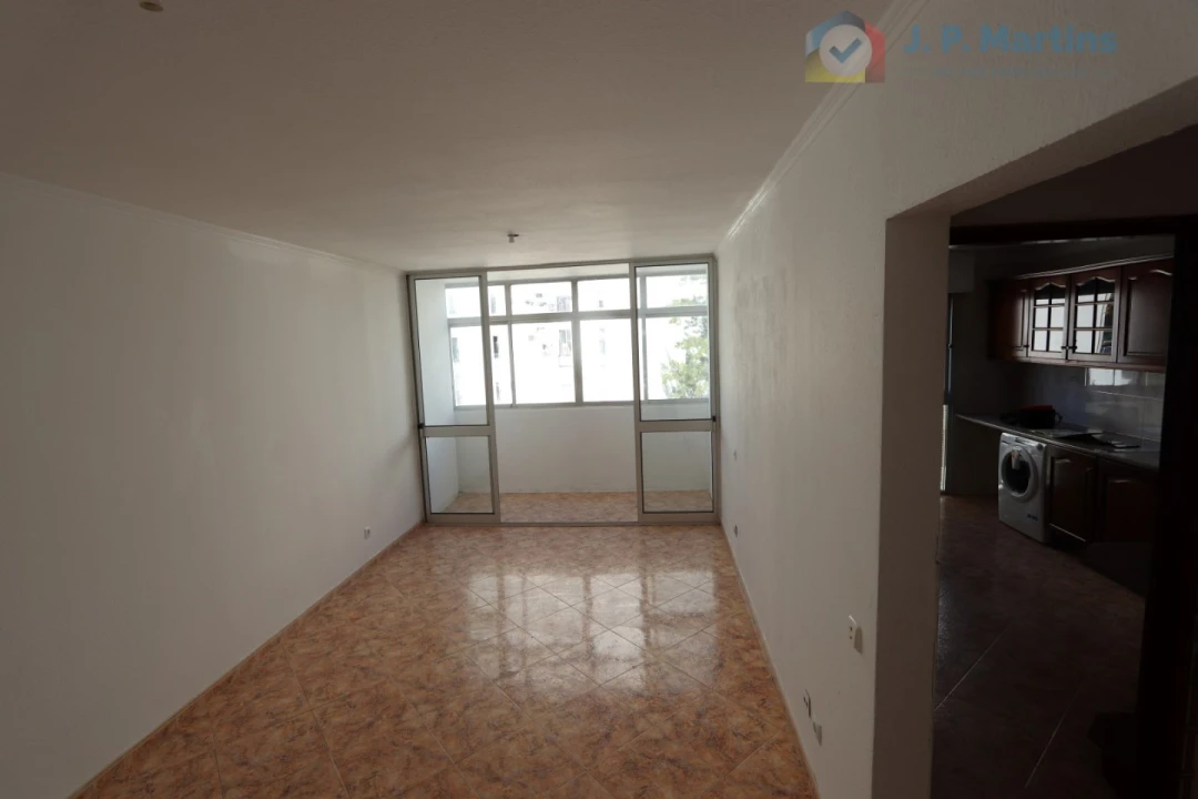 Apartamento T2 para Venda em Corroios Foto 1