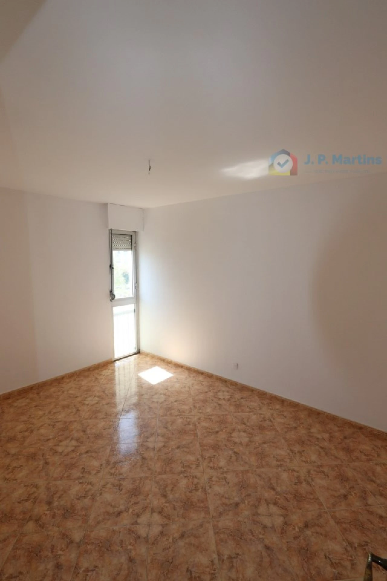 Apartamento T2 para Venda em Corroios Foto 7