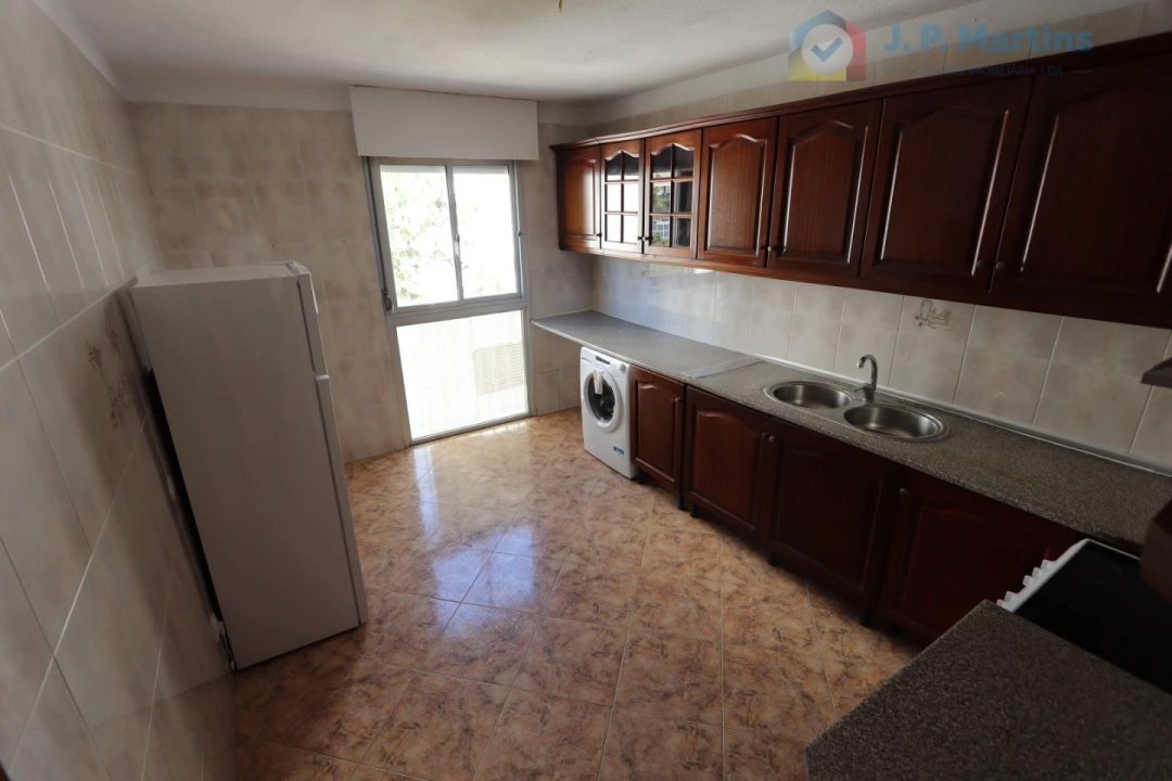 Apartamento T2 para Venda em Corroios Foto 12