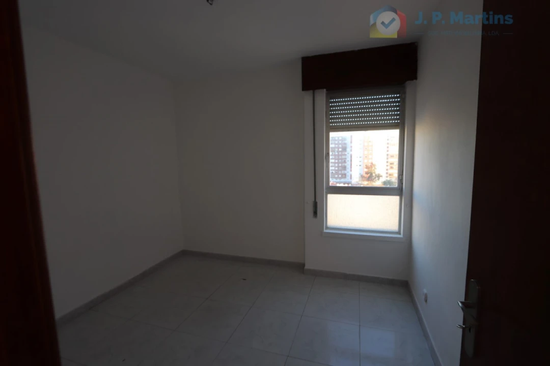 Apartamento T3 para Venda em Corroios Foto 11