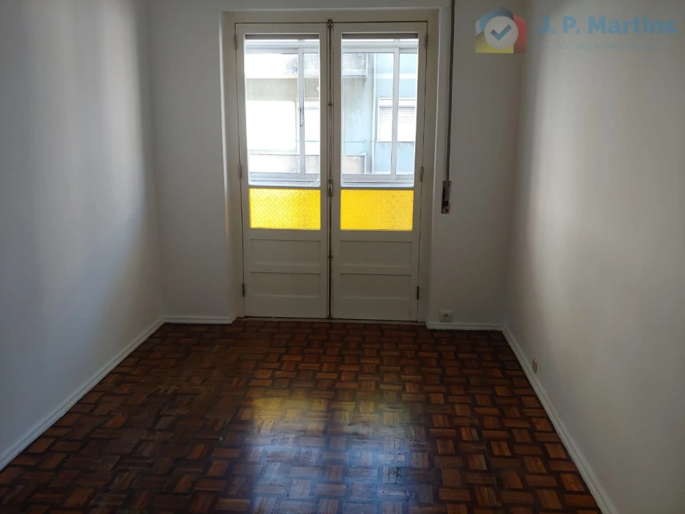 Apartamento T2 para Venda em Amora Foto 10