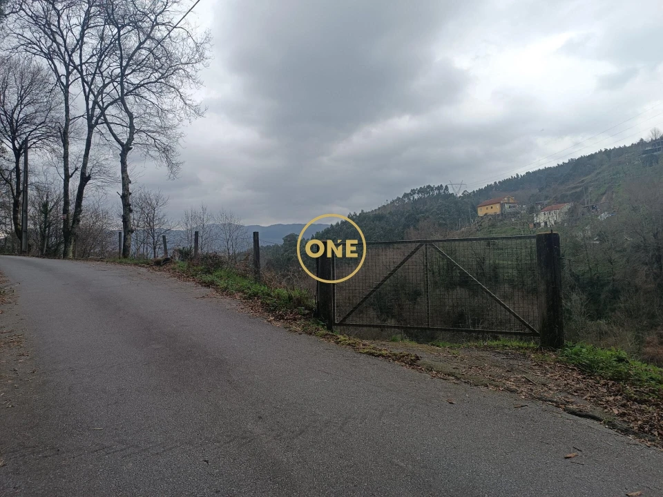 Terreno para Venda em Chorense e Monte Foto 10
