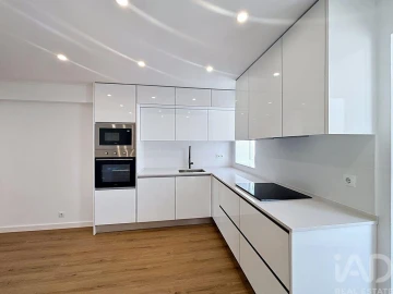 Apartamento T2 para Venda em Alto do Seixalinho, Santo André e Verderena