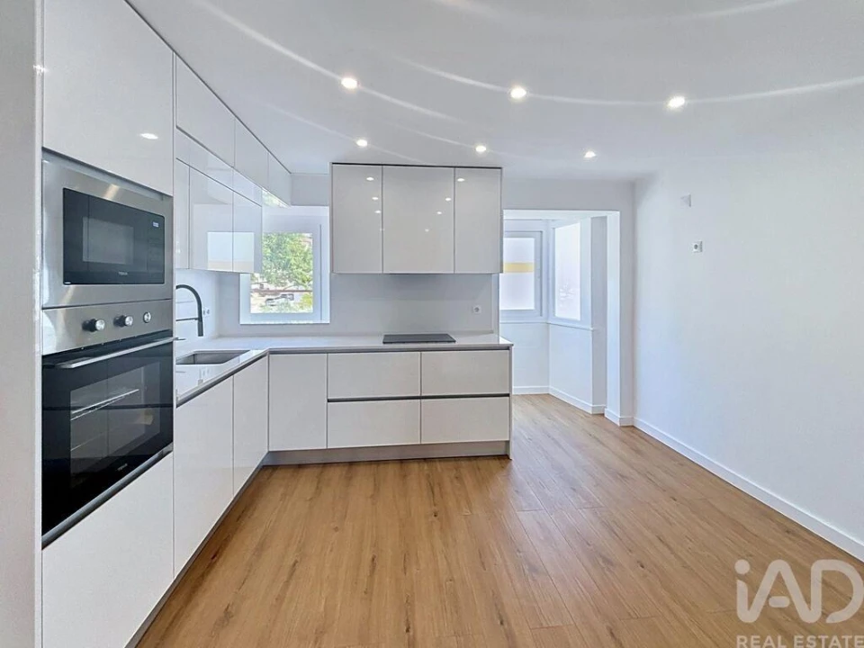 Apartamento T2 para Venda em Alto do Seixalinho, Santo André e Verderena Foto 1