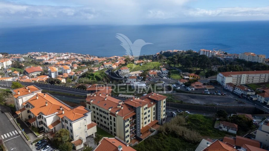 Apartamento T1 para Venda em Caniço Foto 10