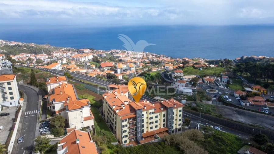 Apartamento T1 para Venda em Caniço Foto 1