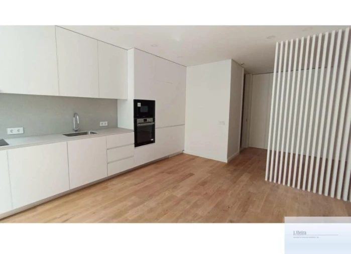 Apartamento para Venda em Espinho Foto 1