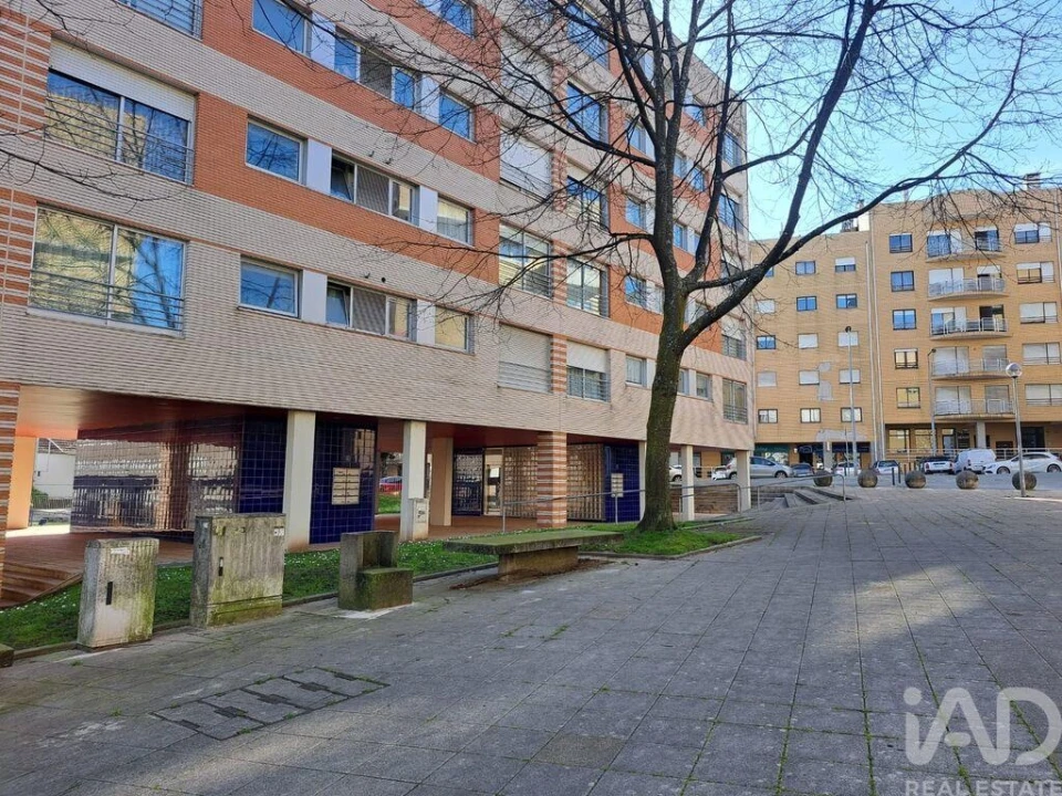 Apartamento T3 para Venda em Custóias, Leça do Balio e Guifões Foto 17