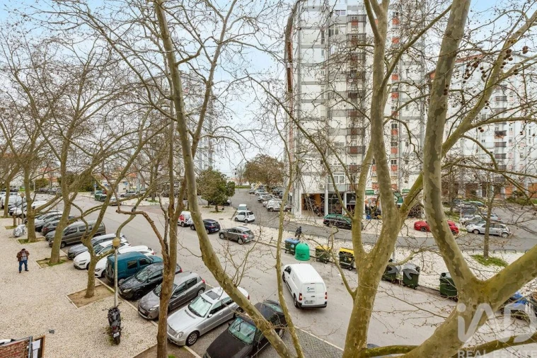 Apartamento T3 para Venda em Olivais Foto 23