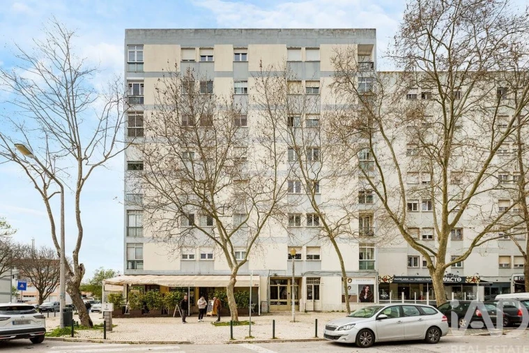 Apartamento T3 para Venda em Olivais Foto 25