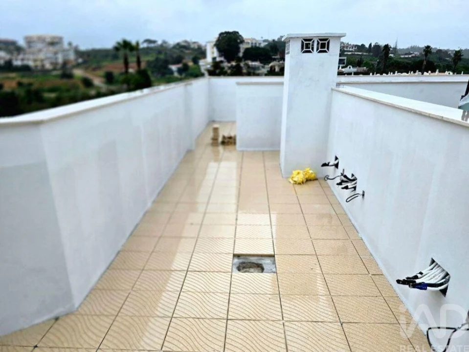 Apartamento T2 para Venda em Lagos (São Sebastião e Santa Maria) Foto 17