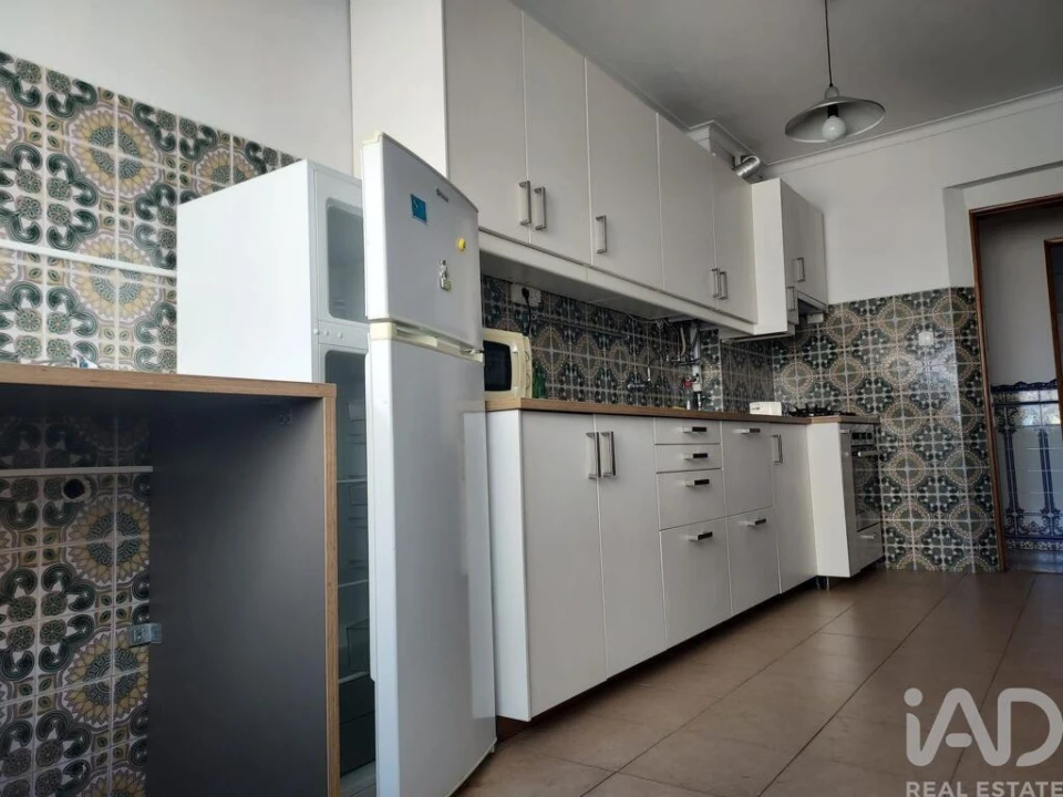 Apartamento T2 para Venda em Amora Foto 2