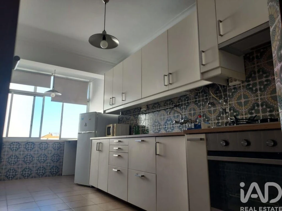 Apartamento T2 para Venda em Amora Foto 1