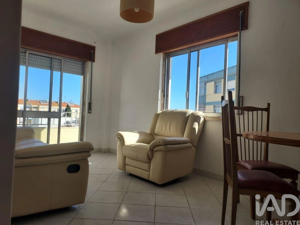 Apartamento T2 para Venda em Amora Foto 18