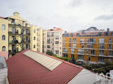 Apartamento T3 para Arrendamento em Arroios