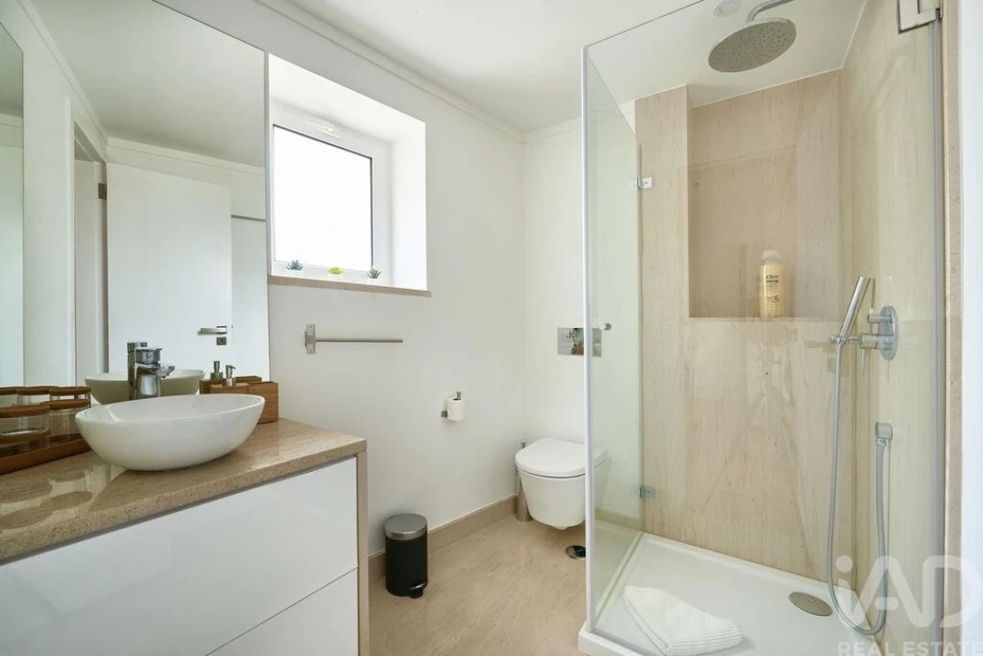 Apartamento T2 para Venda em São Vicente Foto 8