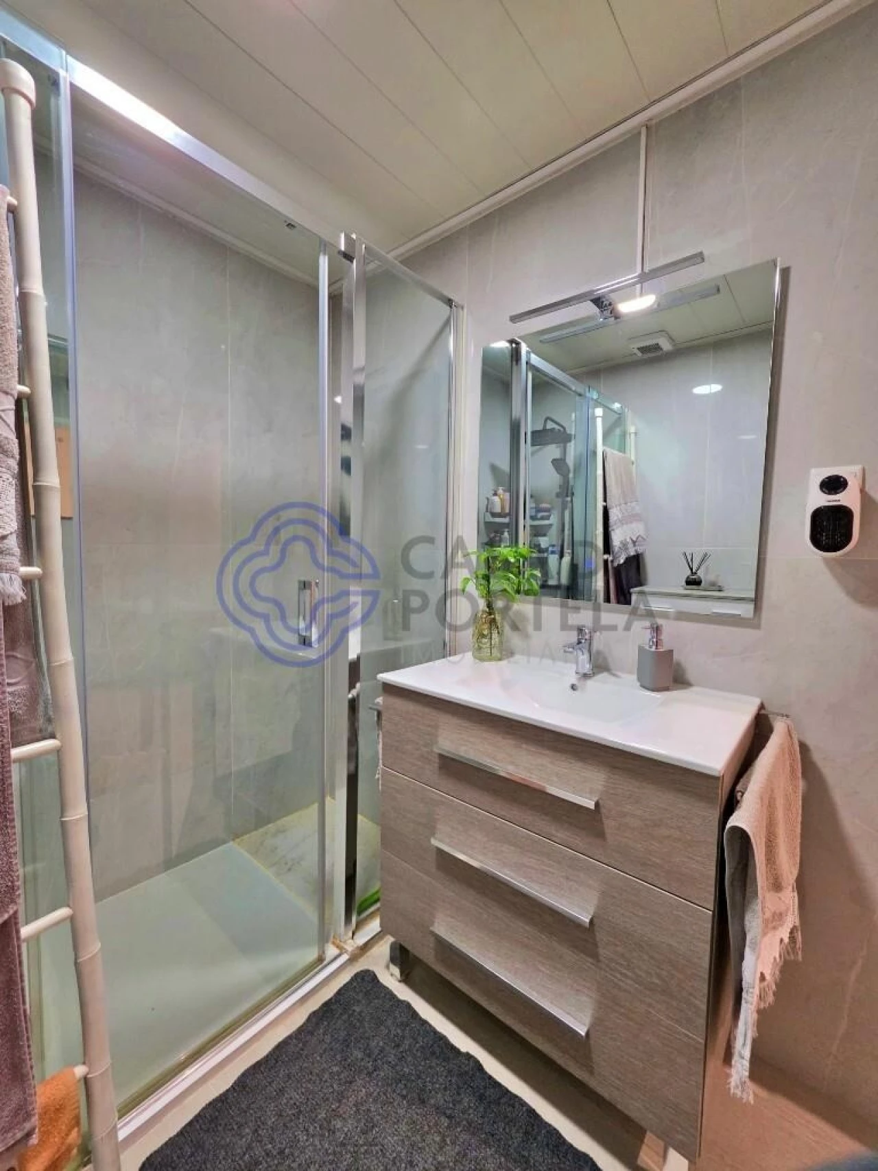 Apartamento T2 para Venda em Creixomil Foto 17