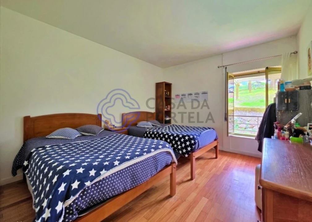 Apartamento T2 para Venda em Creixomil Foto 18