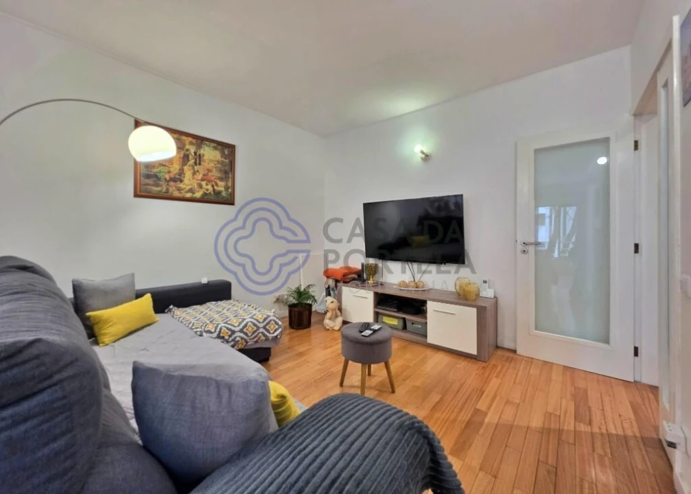 Apartamento T2 para Venda em Creixomil Foto 8