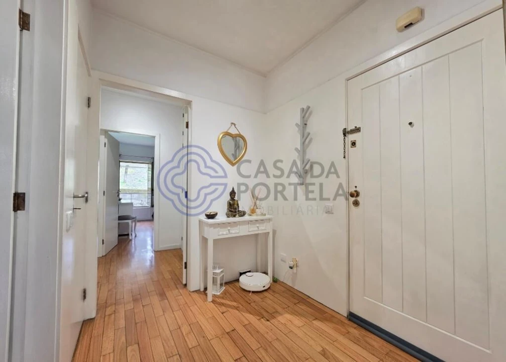 Apartamento T2 para Venda em Creixomil Foto 2