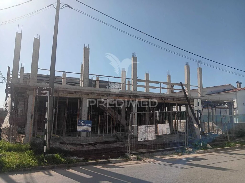 Moradia T3 para Venda em Fernao Ferro Foto 3