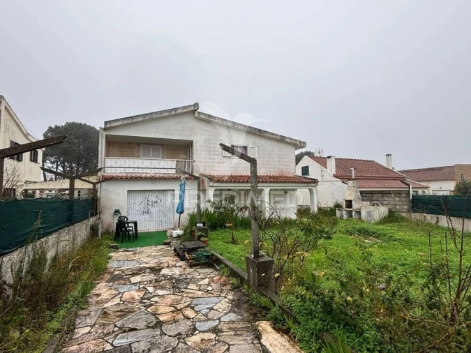 Moradia T3 para Venda em Sesimbra (Castelo) Foto 2