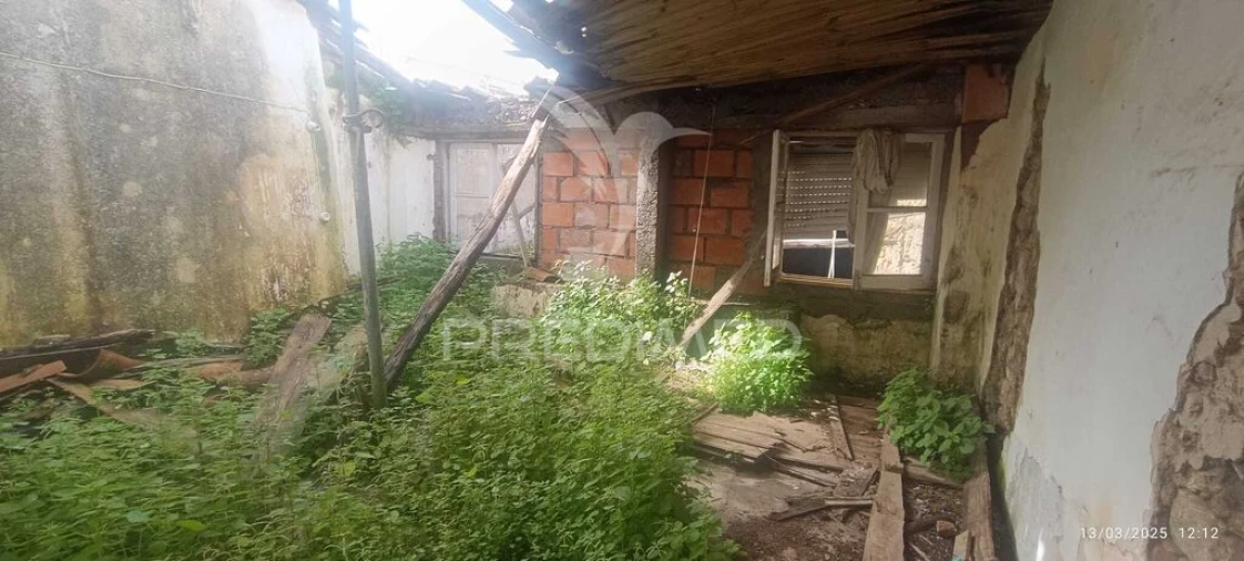 Moradia T4 para Venda em Espírito Santo, Nossa Senhora da Graça e São Simão Foto 11