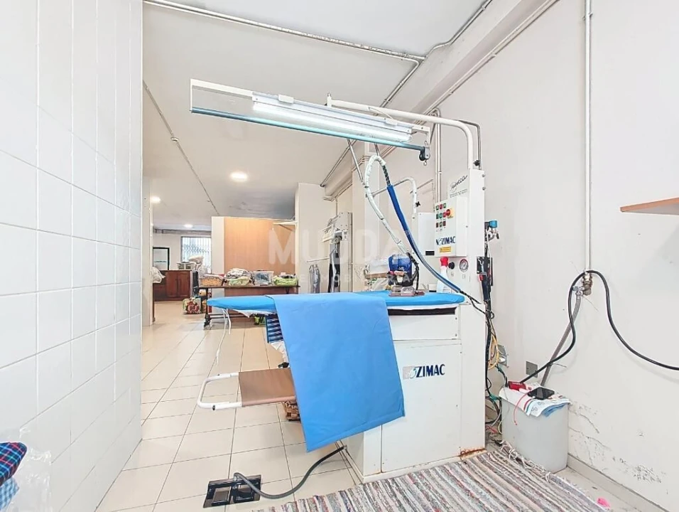 Negócio para Venda em Sé, Santa Maria e Meixedo Foto 3