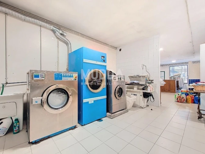 Negócio para Venda em Sé, Santa Maria e Meixedo Foto 5