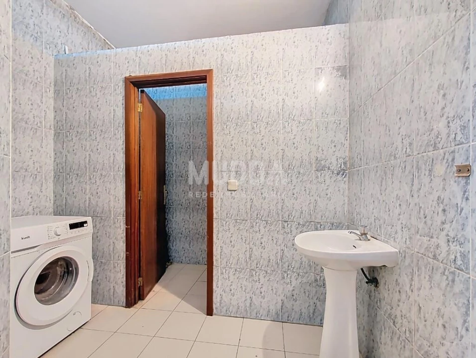 Negócio para Venda em Sé, Santa Maria e Meixedo Foto 4