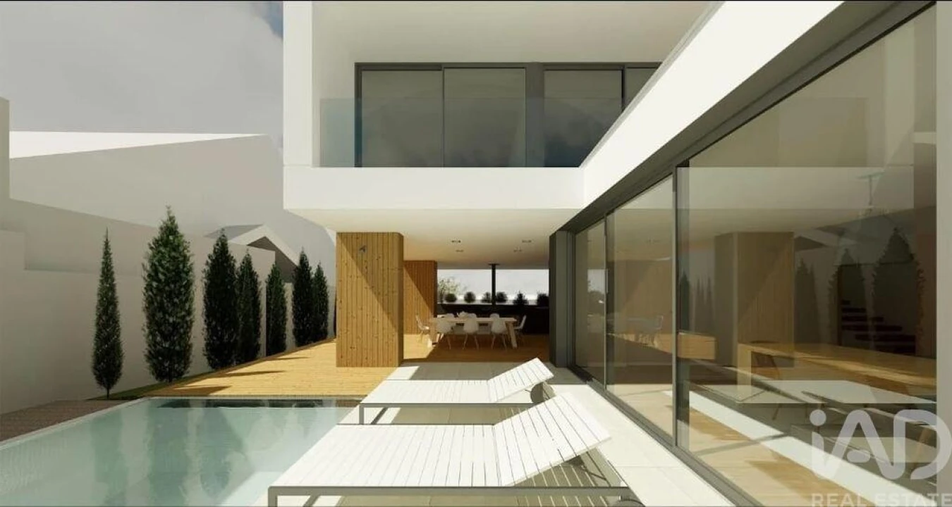 Terreno para Venda em Paços de Brandão Foto 5