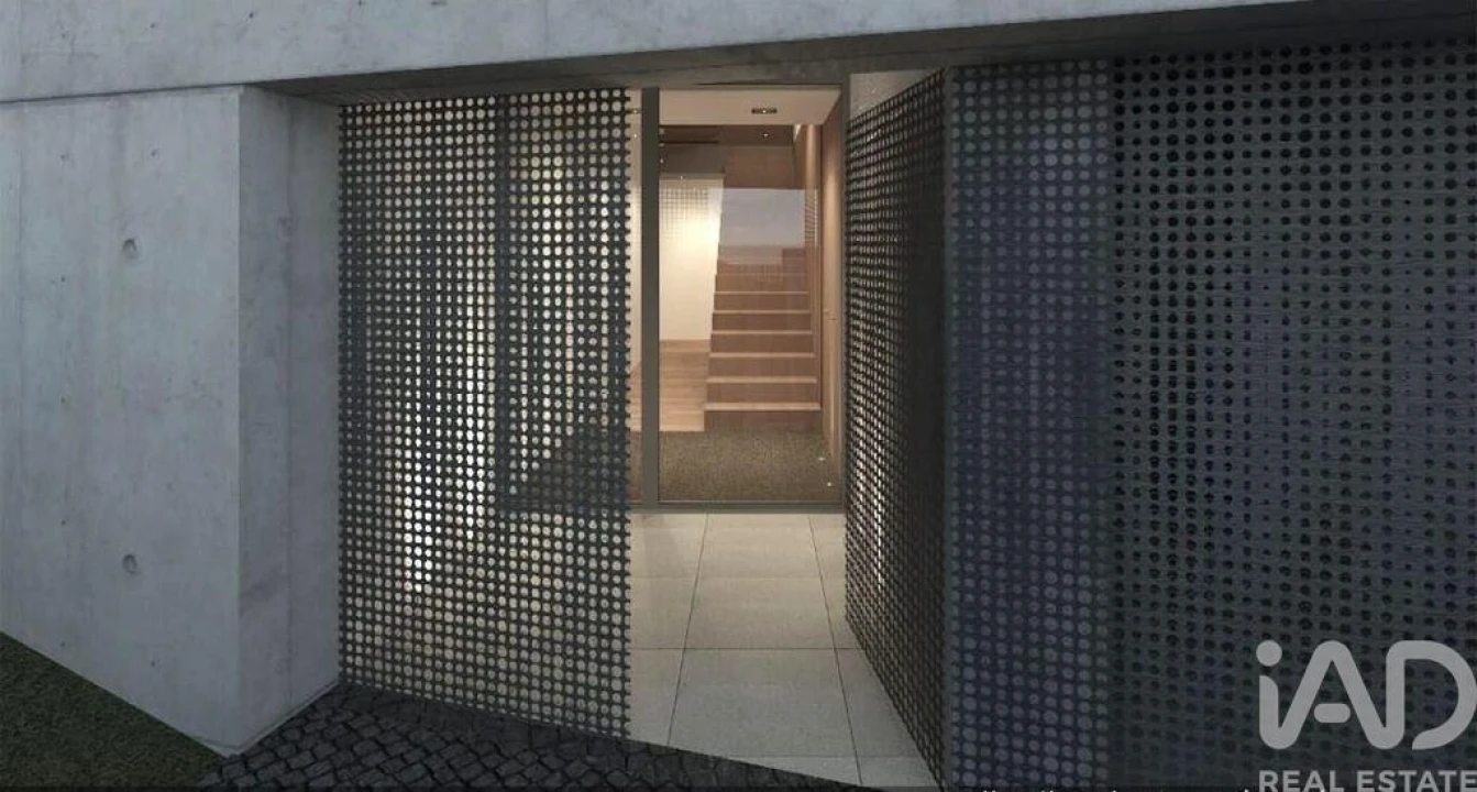 Terreno para Venda em Paços de Brandão Foto 10