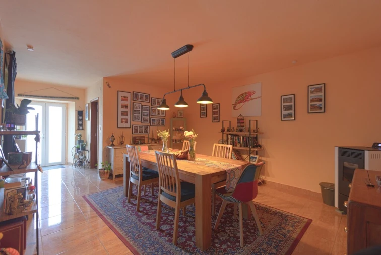 Moradia T3 para Venda em Casais e Alviobeira Foto 8