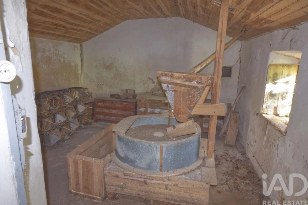 Moradia T5 para Venda em Monte Real e Carvide Foto 11