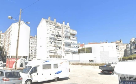 Apartamento T3 para Venda em Benfica