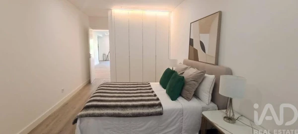 Apartamento T3 para Venda em Benfica