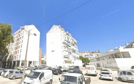 Apartamento T3 para Venda em Benfica